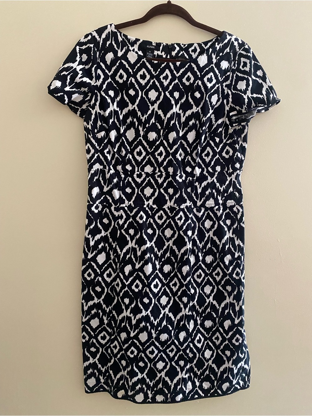 Ann Taylor Factory Navy and White Ikat Sheath Dress